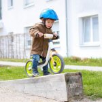 What should a 2 year old child be able to do?