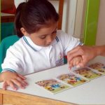 Using pictures in a lesson with a speech therapist-defectologist